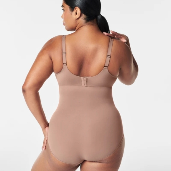 NWOT Spanx High Waisted Seamless Power Brief - Picture 3 of 8